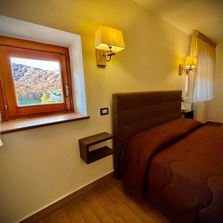 Hotel Pinguino เปสกัสเซโรลี ภายนอก รูปภาพ